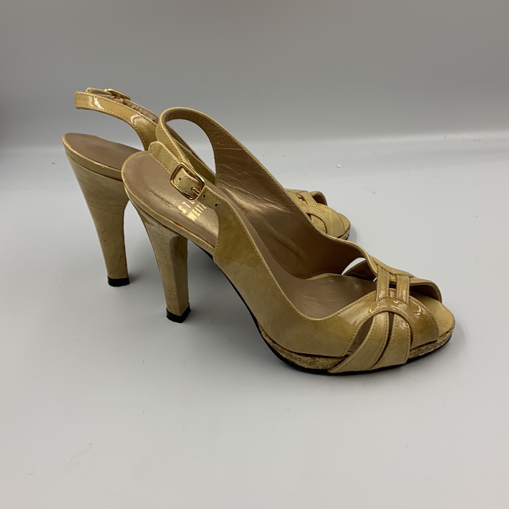 Heeled Slingbacks